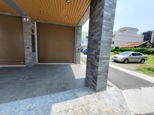 姓男子|台湾夫妻为讨5000元债务 竟押人淋油虐烧囚禁10天