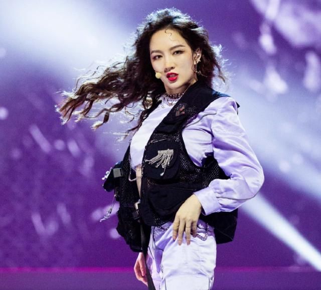 名单|《乘风破浪》复活名单,阿朵孟佳实至名归,却没想到还有她