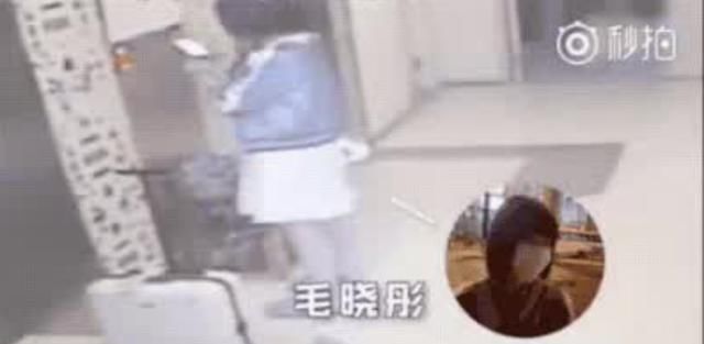  亲眼目睹|让人心疼的毛晓彤：被亲父索要5000万，亲眼目睹男友出轨