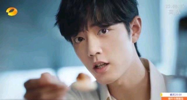  芒果|肖战深夜空降芒果台，金主力挺，出场方式却耐人寻味！