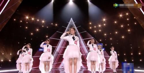  半开麦|为了不翻车，《创3》总决赛“假唱”严重，合唱团都不敢全开麦？