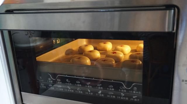  煮粥|绿豆别只会煮粥，做成香酥可口的绿豆饼，个个酥掉渣