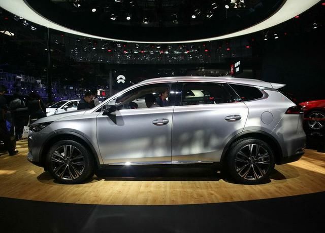  静如|真正耐开的比亚迪SUV，丐版自动挡，稳过汉兰达，车内静如图书馆