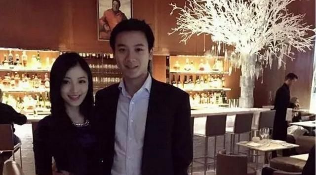  赌王|她曾差点成赌王儿媳妇，长相甜美身材优越，如今老公比赌王儿子帅