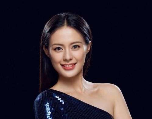  主角|胡歌都捧不红的女演员，出道16年当了38次主角，却一直火不起来