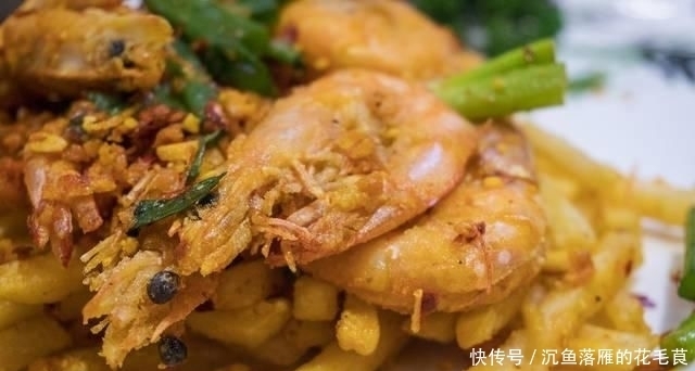 味道|和媳妇回农村老家,叔叔请客吃大餐,30道菜霸气桌子摆不下