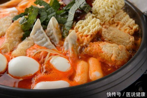 病从口入饮食健康需要注意些什么(病从口入，这5类食物要少吃，以免诱发一些疾病，需了解)