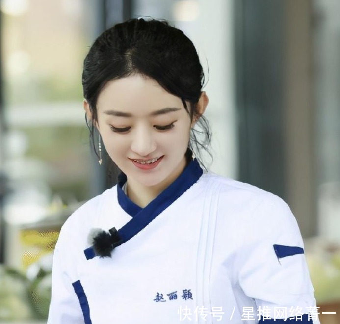 嘉宾们|赵丽颖参加中餐厅太懒?切肉累到手抖,网友:装出来的