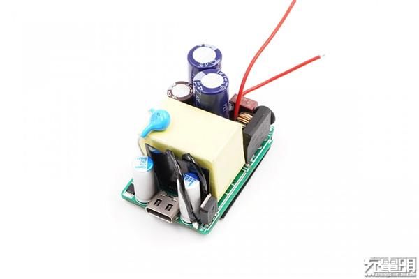  国产|打破外企垄断核心器件：首款国产氮化镓快充主控芯片问世