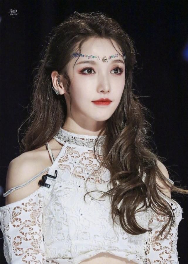  实力|硬糖少女303出道后，最火的其实是未出道的两人，主办方后悔了吗？