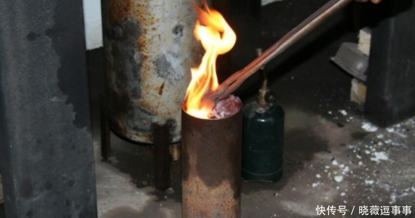 锻打|谁说中国打造不出好刀, 农村铁匠用中国古法锻打出世界名刀