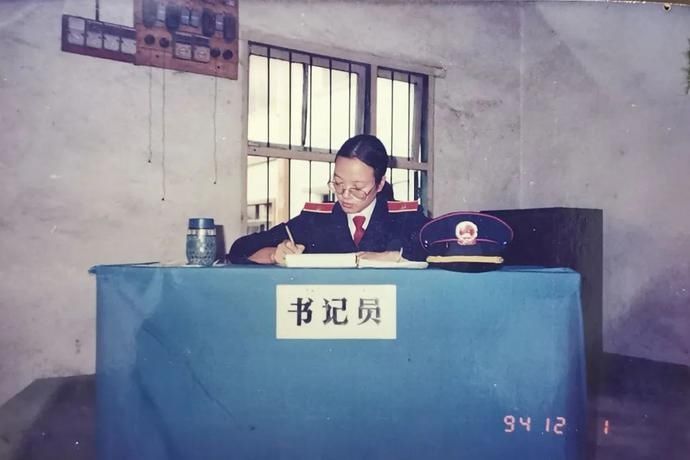 法院|法官看法官 | 奋斗正当时!以青春书写法院新篇章!