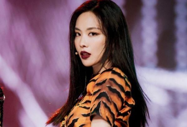  乘风破浪|《乘风破浪的姐姐》成团名单，王霏霏爆冷卡八，她C位出道