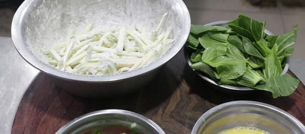  汤新|大厨教你西葫芦汤新吃法，软嫩鲜香又营养，特别适合夏季喝