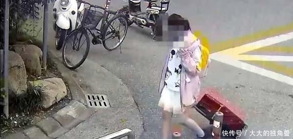 跨省|10岁女孩身高超1米6,3800元打车跨省见网友,司机:不知她是孩子