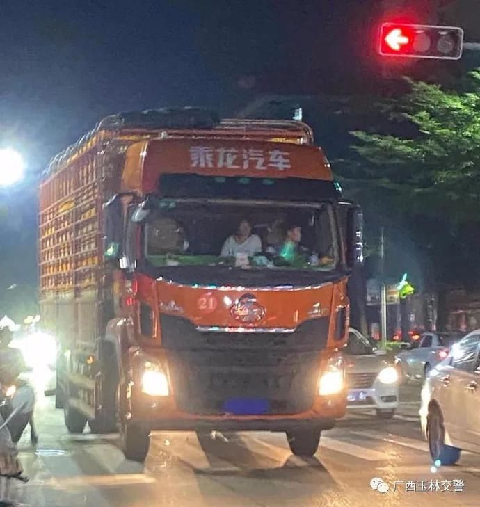  大货车|“小聪明”付出“大代价” 故意遮挡号牌12分没了｜回音壁