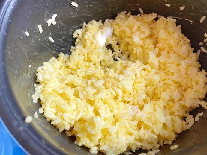  米饭|如何做出粒粒金黄的蛋炒饭？大厨手把手来教你！秘诀其实很简单