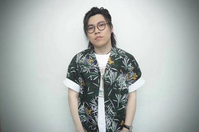  温州|歌手李琦空降温州 寄语学员筑梦之路