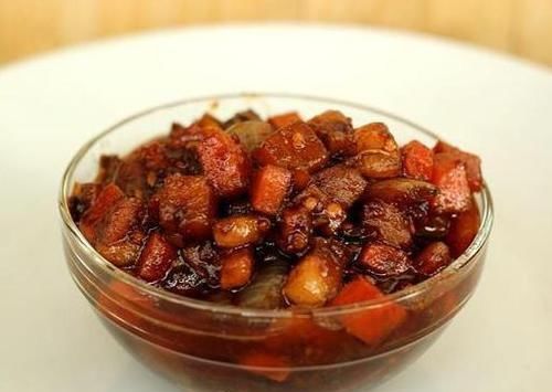  多彩|菊花脆肠，多彩拌豆腐，香辣三丁肉酱这几道家常菜的做法