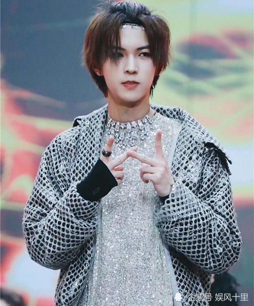  左林杰|《少年之名》应援站排名大洗牌，李希侃被左林杰反超，丢了第一