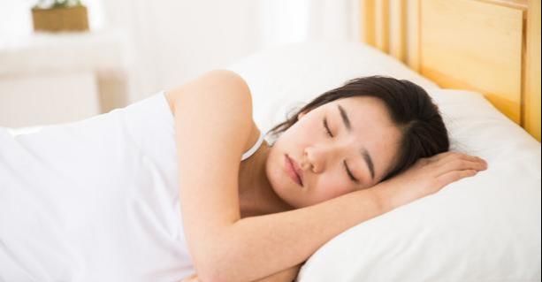 喝酒|忠告：晨起3个行为，比喝酒更伤肝，依然有很多男性“明知故犯”