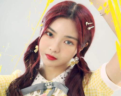 痛哭|青你被淘汰学员直播痛哭,直言想要做自己很难,可能坚持不下去了