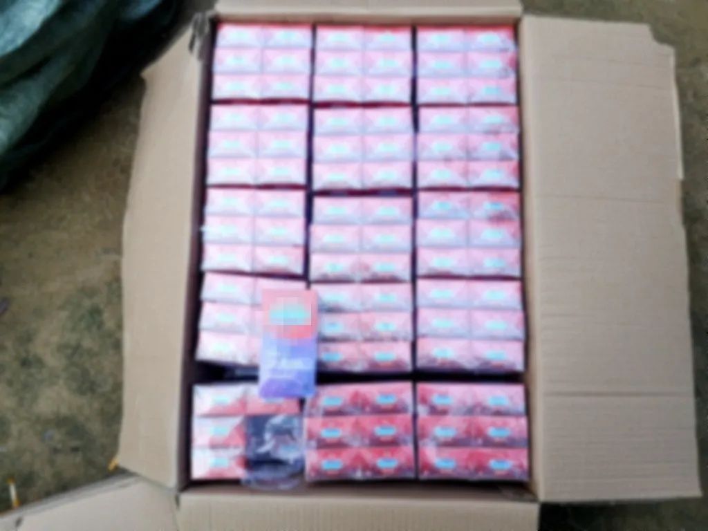 避孕套|瞧这一家子！和父母一起制售假冒避孕套被抓获，现场查获10000盒