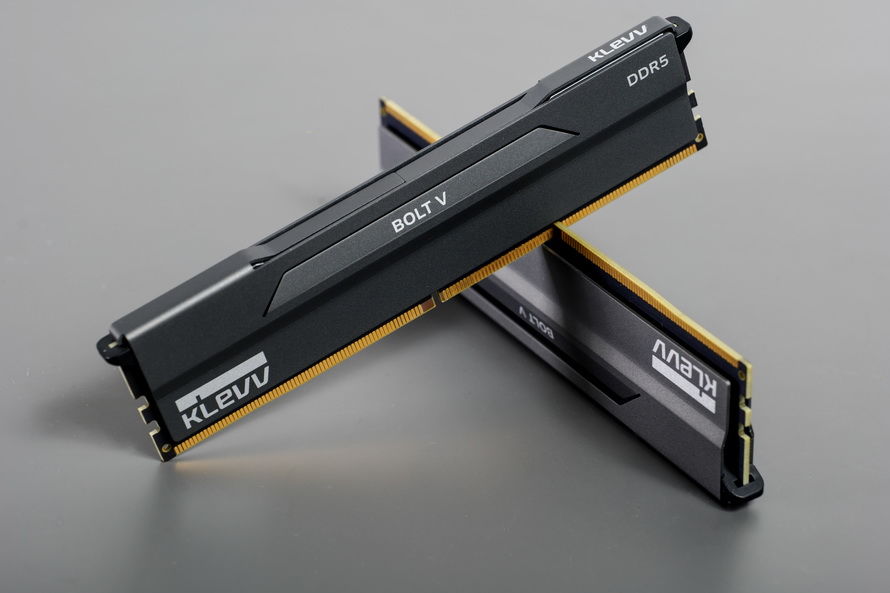 KLEVV科赋BOLT V DDR5-6400评测：低调内敛高性能内存