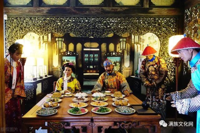  传说|康熙帝东巡吉林，不但在松花江上捕了鱼，还留下有趣传说若干