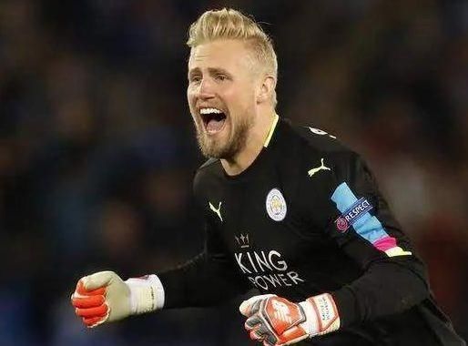  小舒梅切尔|看不懂！曼联欲用33岁门将替代29岁德赫亚，目标与俱乐部渊源很深