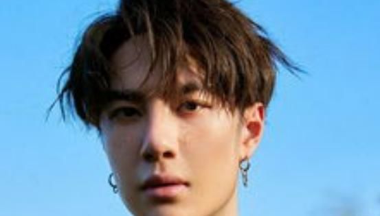  沉闷|王一博性格沉闷，却为何受汪涵独宠？