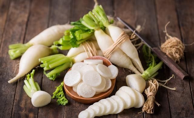  秘诀|白萝卜去除苦涩有秘诀！只需简单2步，煮出清甜入味白萝卜