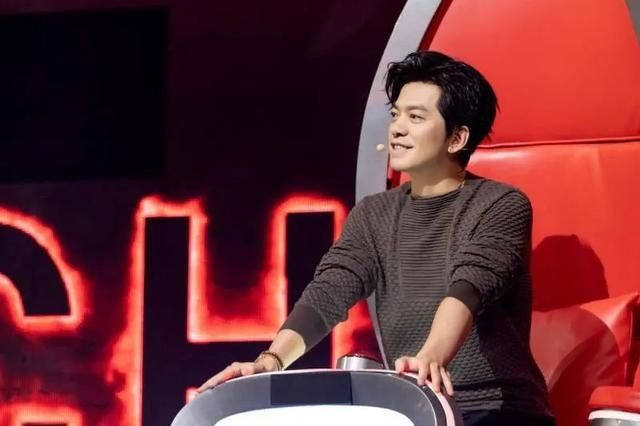  官宣|官宣！李健回归“好声音”再任导师