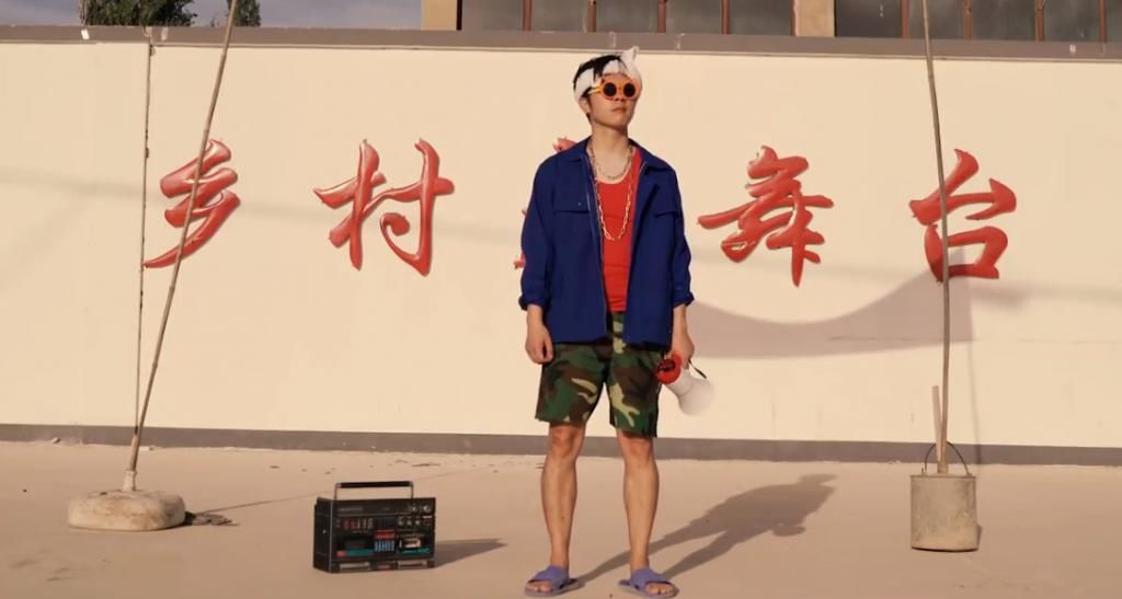  伯伯|又一说唱节目来袭，宣传片发布看着画风，确定是玩说唱？