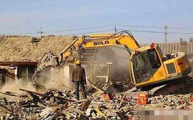  顶替|农村房屋拆迁没有房产证可用他人商品房房产证顶替吗？看看业内人士怎么说