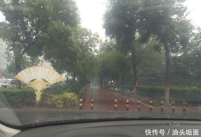 荣威|这个颜色真的好看么,灰色荣威i5,魅力的展示