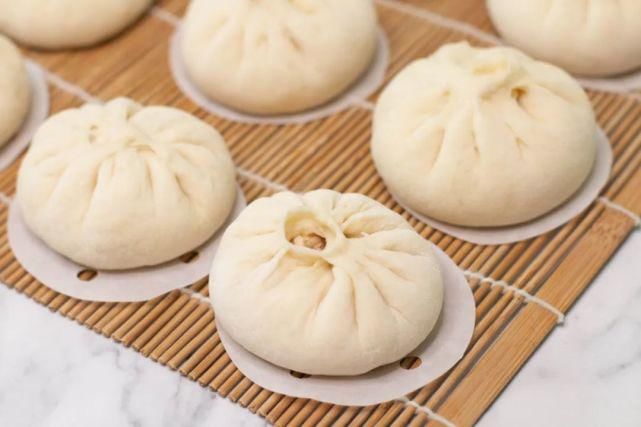 技巧|蒸包子的8个技巧,包子又大又软还不塌,香到流口水!