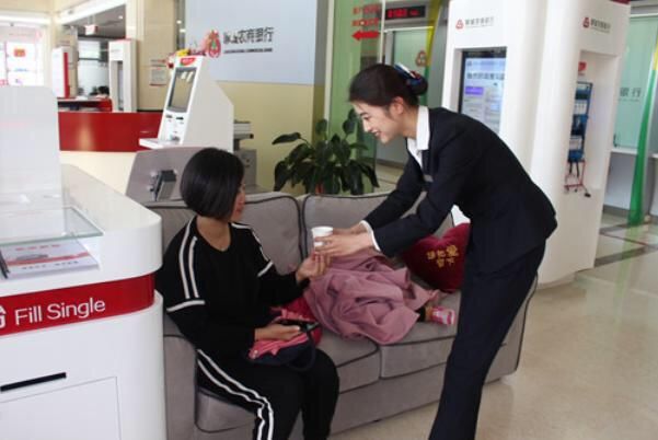  银行|75万的房贷，30年利息太吓人！银行离职员工：有人傻傻给银行送钱