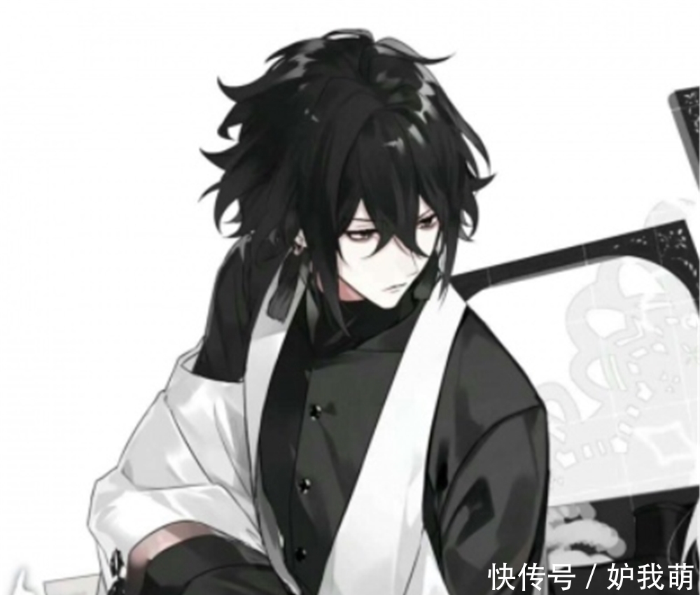  低糖|低糖·俏皮·动漫情侣头像：大家都是第一次做人，凭什么我要让着你