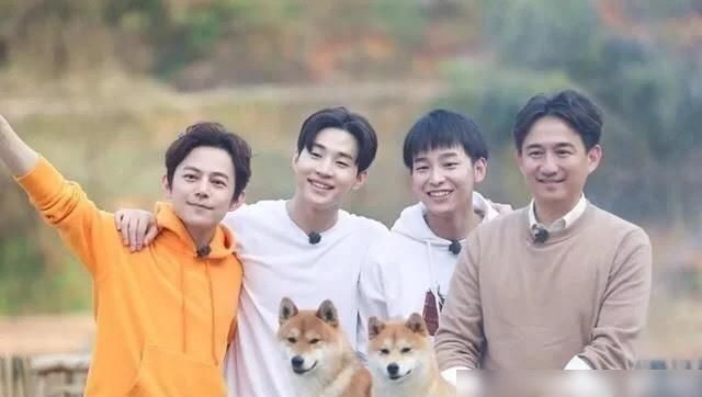  有趣|《向往的生活》第四季的位置和格式是新的，嘉宾被认为更有趣