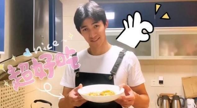  遇险|中餐厅路透：武汉录制遇险紧急弃船，赵丽颖腰伤复发，嘉宾有意思