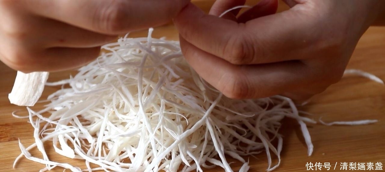  毛豆米|别剪了。用你的手撕碎它。教你杏鲍菇的新做法，比大鱼大肉好