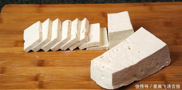 别光|豆腐别光炒着吃，教你家常好吃做法，我家一直这样做