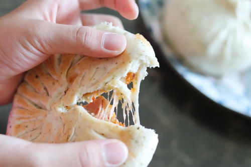 母女俩|母女俩的极简午餐，一晒朋友圈就走红，网友：夏天就该这样吃