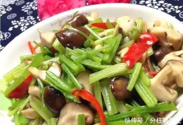 芹菜|芹菜和此物一起炒,清淡爽口,分分钟就可端上桌!