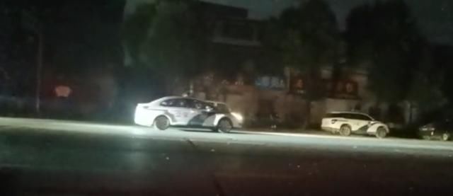  逃跑|湖北失联7岁女童遇害，警方在逃跑邻居家后院挖出遗体