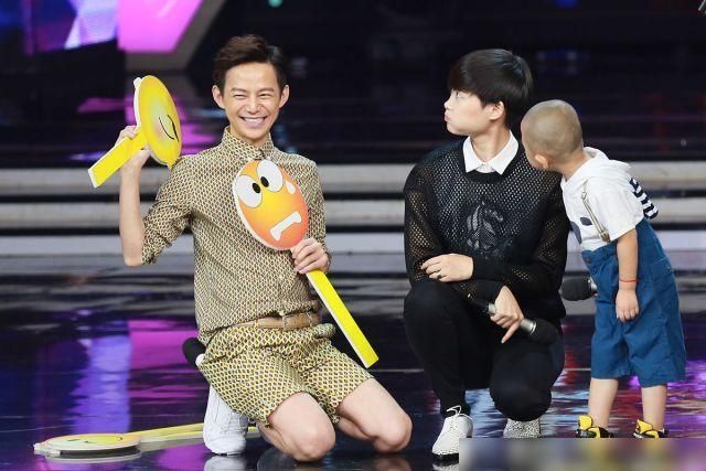  档节目|脱离《快乐大本营》以后，46岁的何炅还会有好人缘吗？