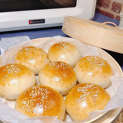 鲜嫩|鲜嫩多汁的烤肉包子