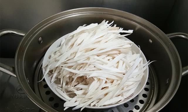 2茶匙|天气热没胃口?这道凉菜绝对开胃!比肉还好吃,关键是不贵!