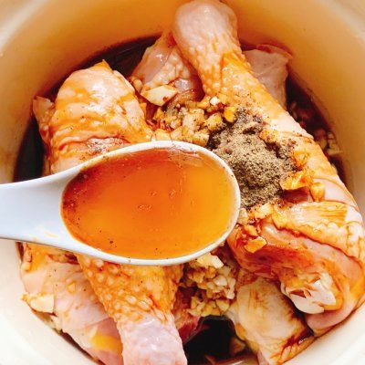  鲜嫩|好吃的鲜嫩多汁，好吃到舔手指的蒜香鸡腿，你在哪里呀